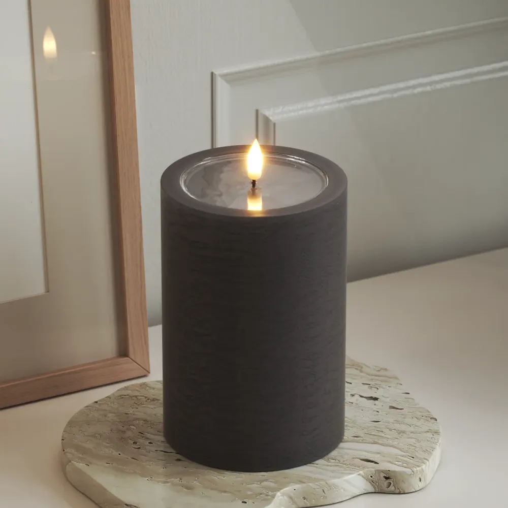 Ainutlaatuinen LED Pylväskynttilä D 10 x 15 cm Mokka