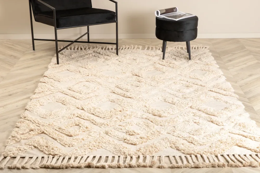 Hilma Rectangular Carpet 230 x 160 Beige
