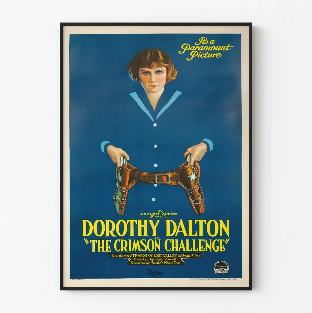 Juliste Crimson Challenge Dorothy Daltonin retroelokuvatyylillä