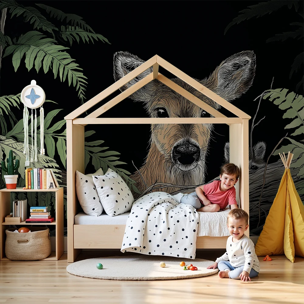 Lastenhuoneen tapetti | Hirvi ja pesukarhu rehevässä metsässä