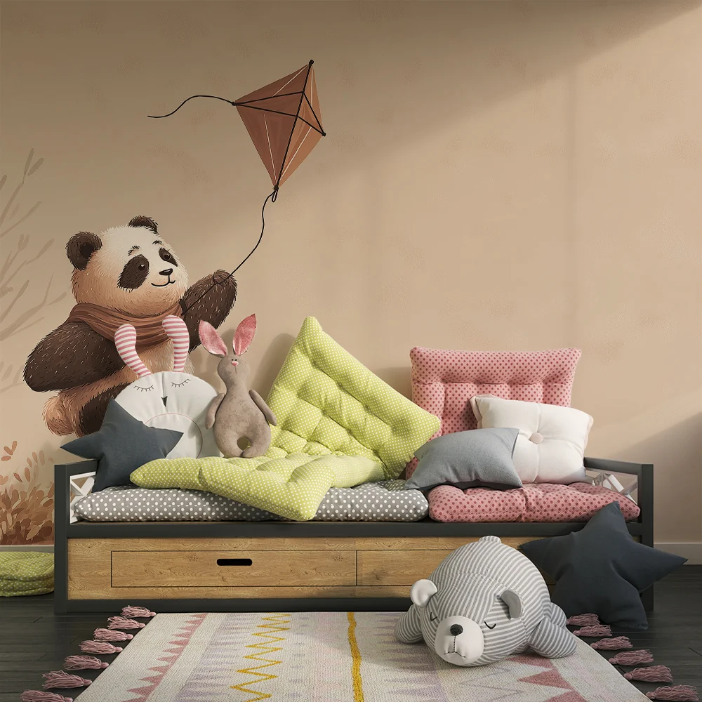 Lastenhuoneen tapetti | Iloinen panda leijan kanssa lempeässä maisemassa