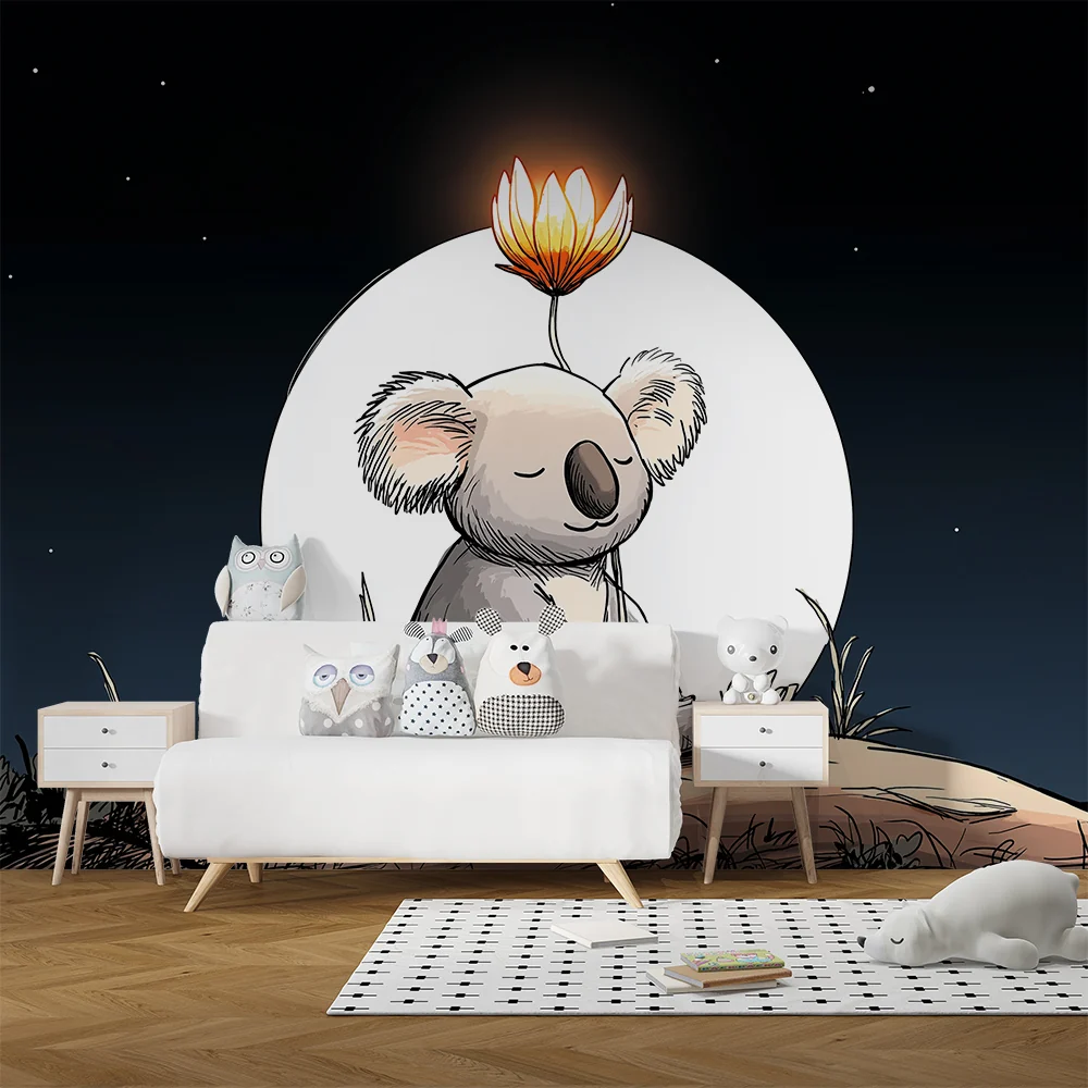 Lastenhuoneen tapetti | Meditoiva koala kuun alla kirkkaan kukkasen kanssa
