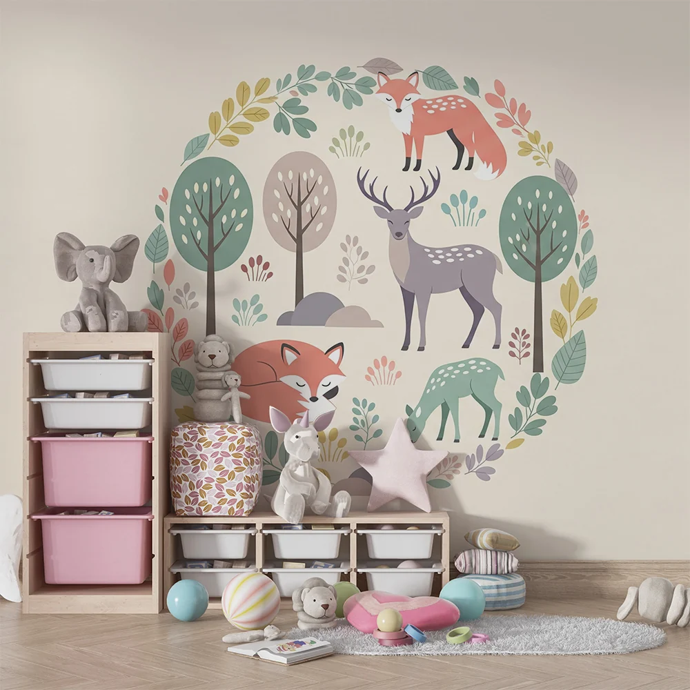 Lastenhuoneen tapetti | Metsän eläimet pehmeässä kukka-aiheisessa kehyksessä