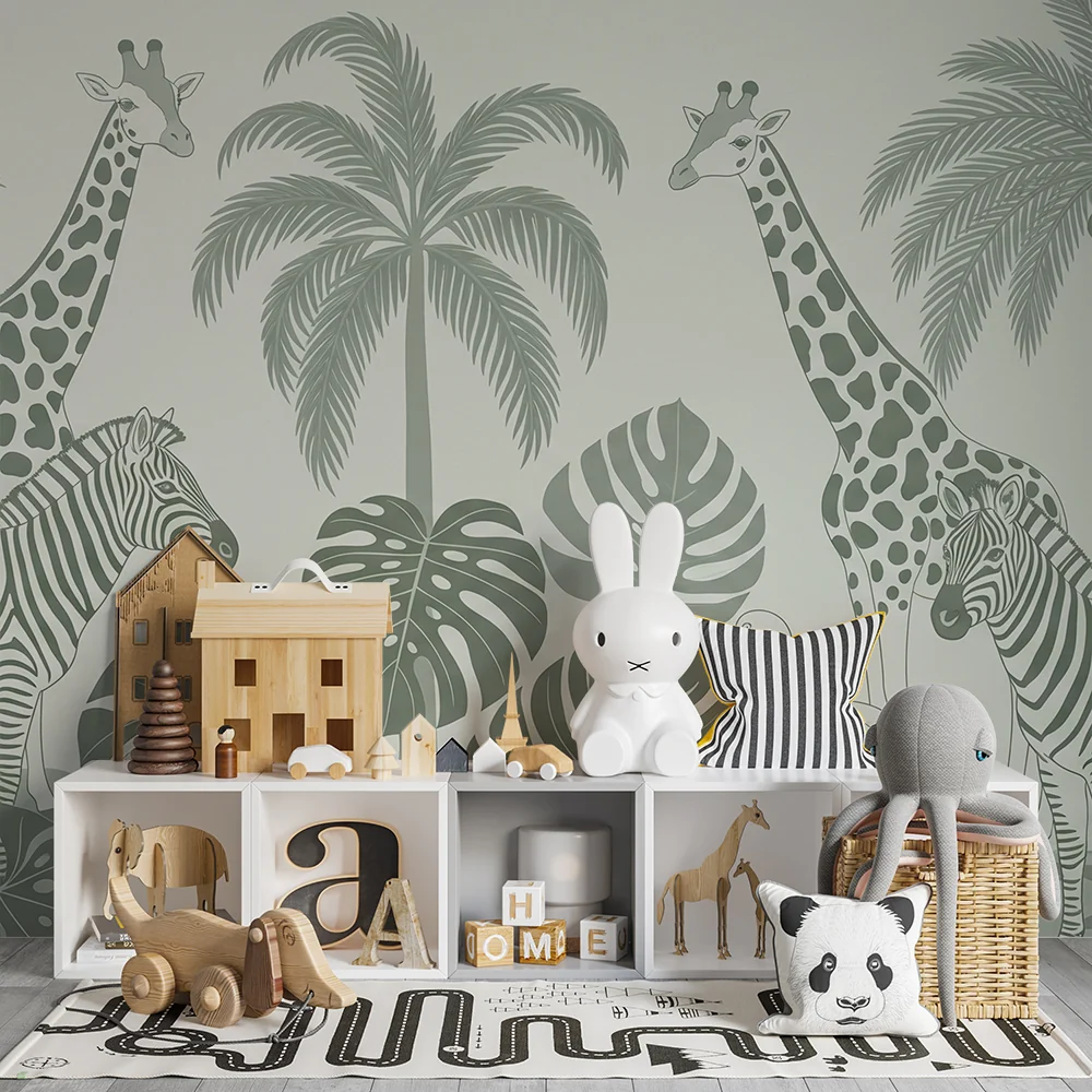 Lastenhuoneen tapetti | Trooppinen safarikuvio jossa on kirahveja ja seepra vihreässä salvianvärisessä taustassa