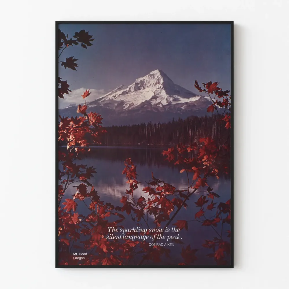 Maisemajuliste Mount Hood Oregonista inspiroivalla lainauksella