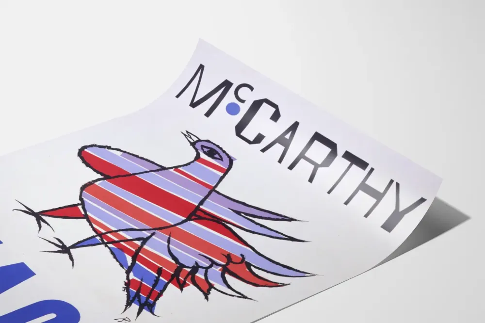 McCarthy Peace juliste raidoitetulla kyyhkyllä seinälle