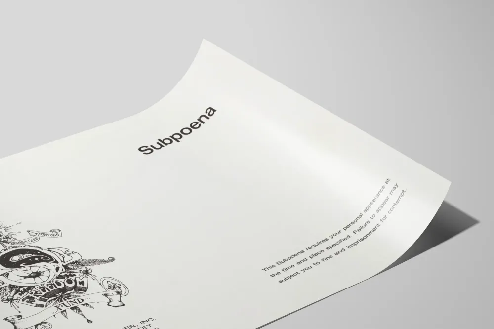 Minimalistinen juliste Subpoena - Seinäsisustus teksti musta ja valkoinen