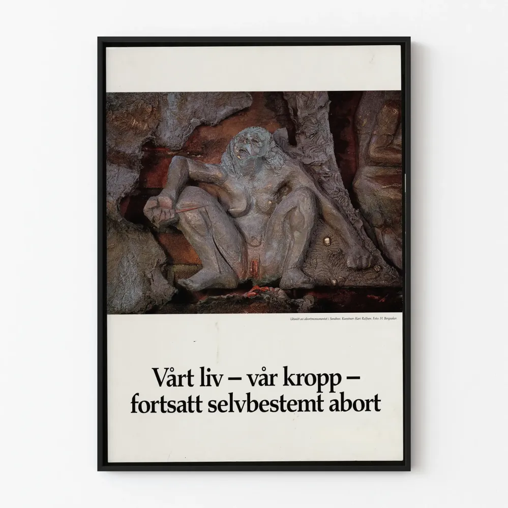 Sculpturaalinen juliste oikeudesta aborttiin ja kehon itsenäisyyteen