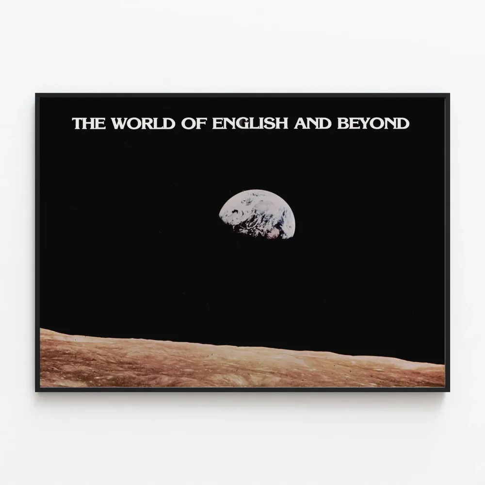 Seinäjuliste World English and Beyond - Kosminen sisustus
