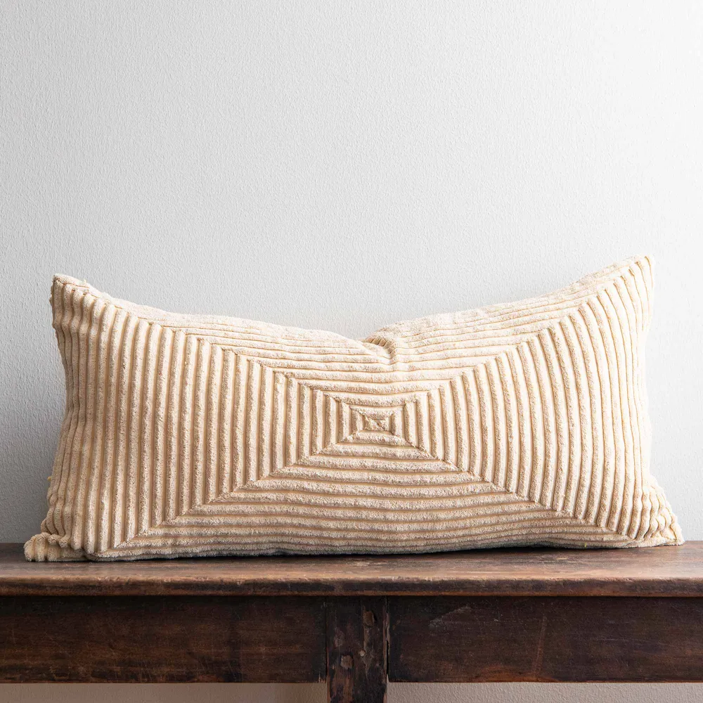 Square tyyny sametti beige