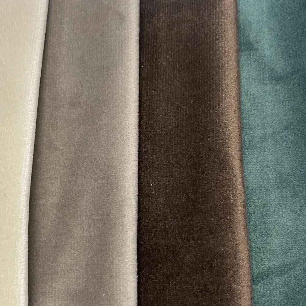 Velvet 1,40m leveä | VIENNA | Tumma beige