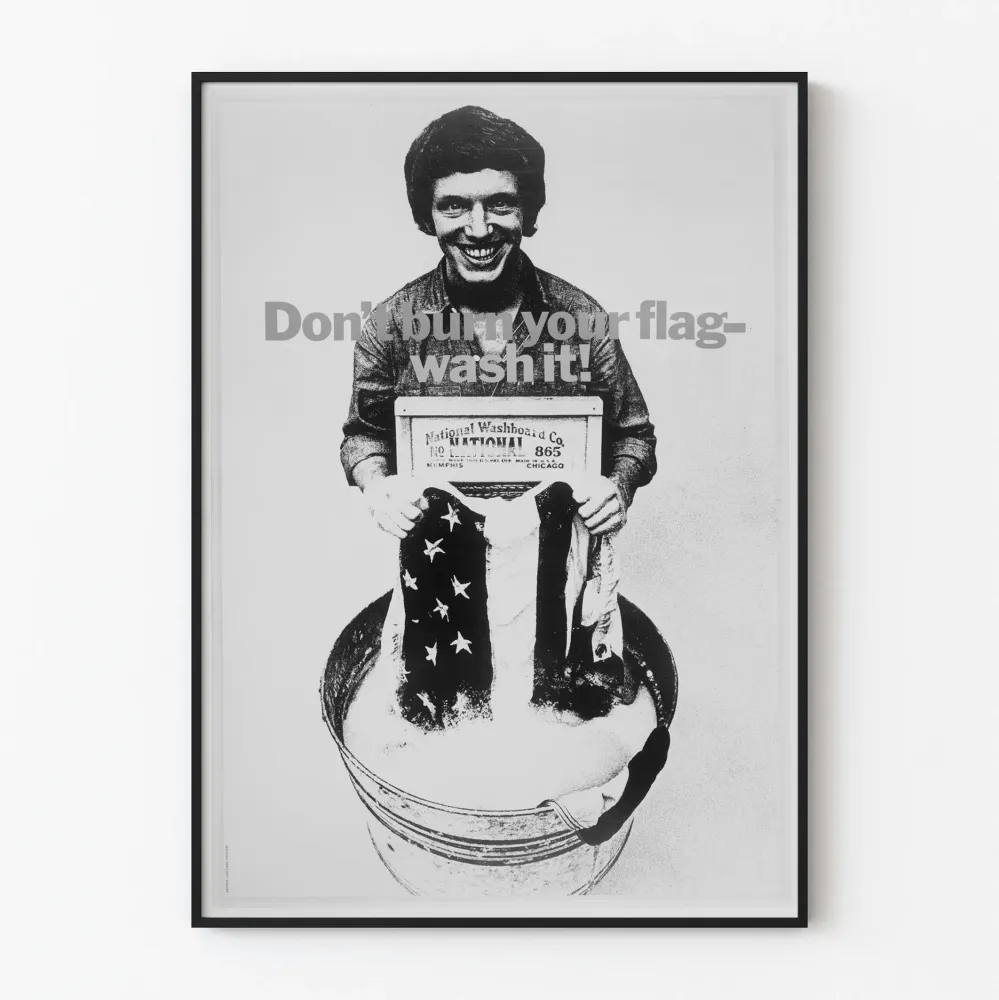 Vintagejuliste Älä polta lippuasi - Pese se seinäkoristeeksi